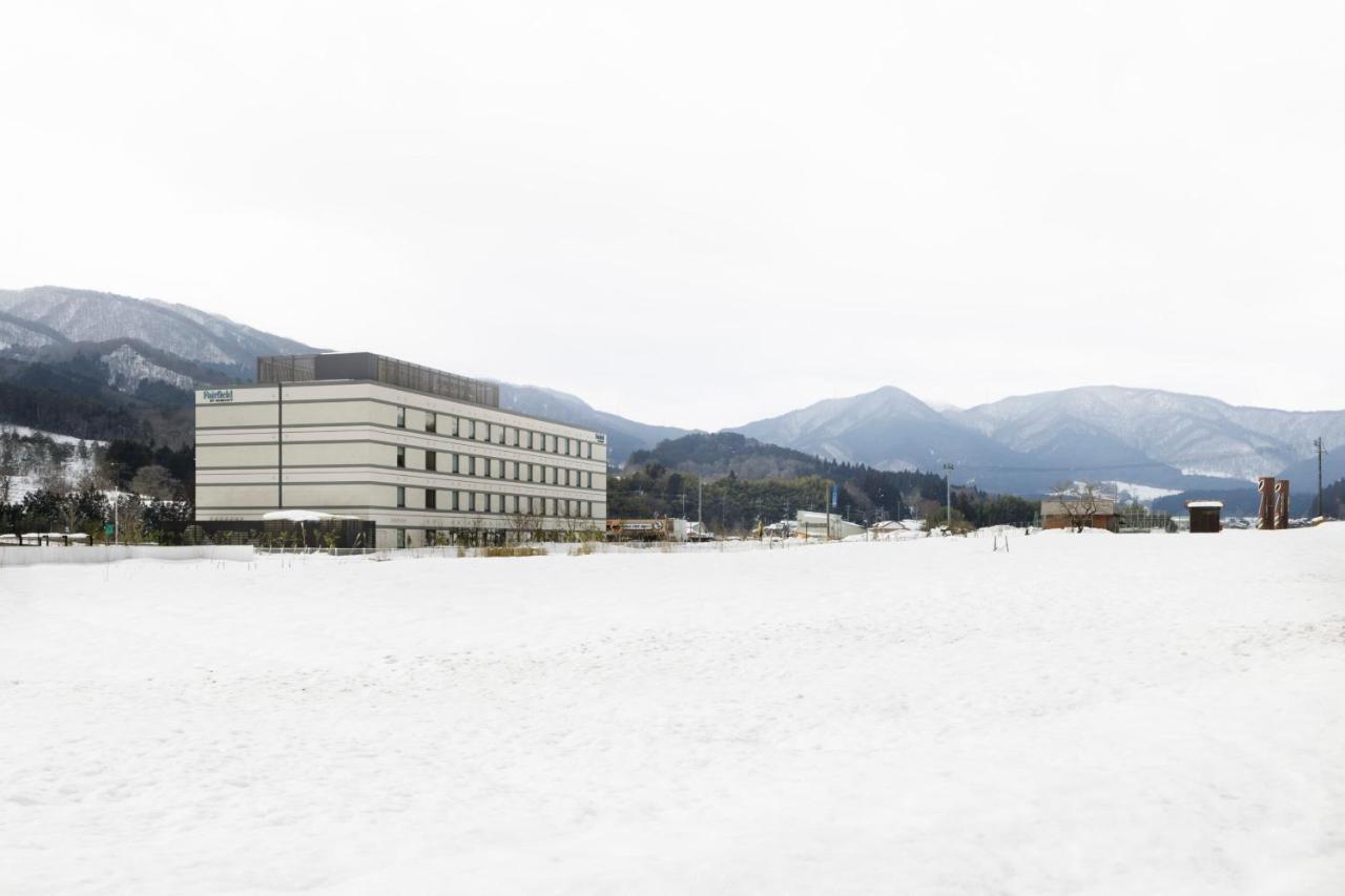 ホテル フェアフィールド･バイ･マリオット･岡山蒜山高原 真庭市 エクステリア 写真